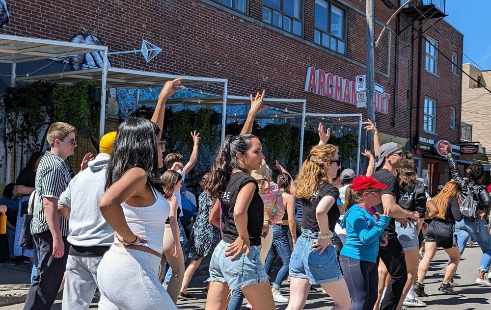 danse colombienne au marché jean-talon