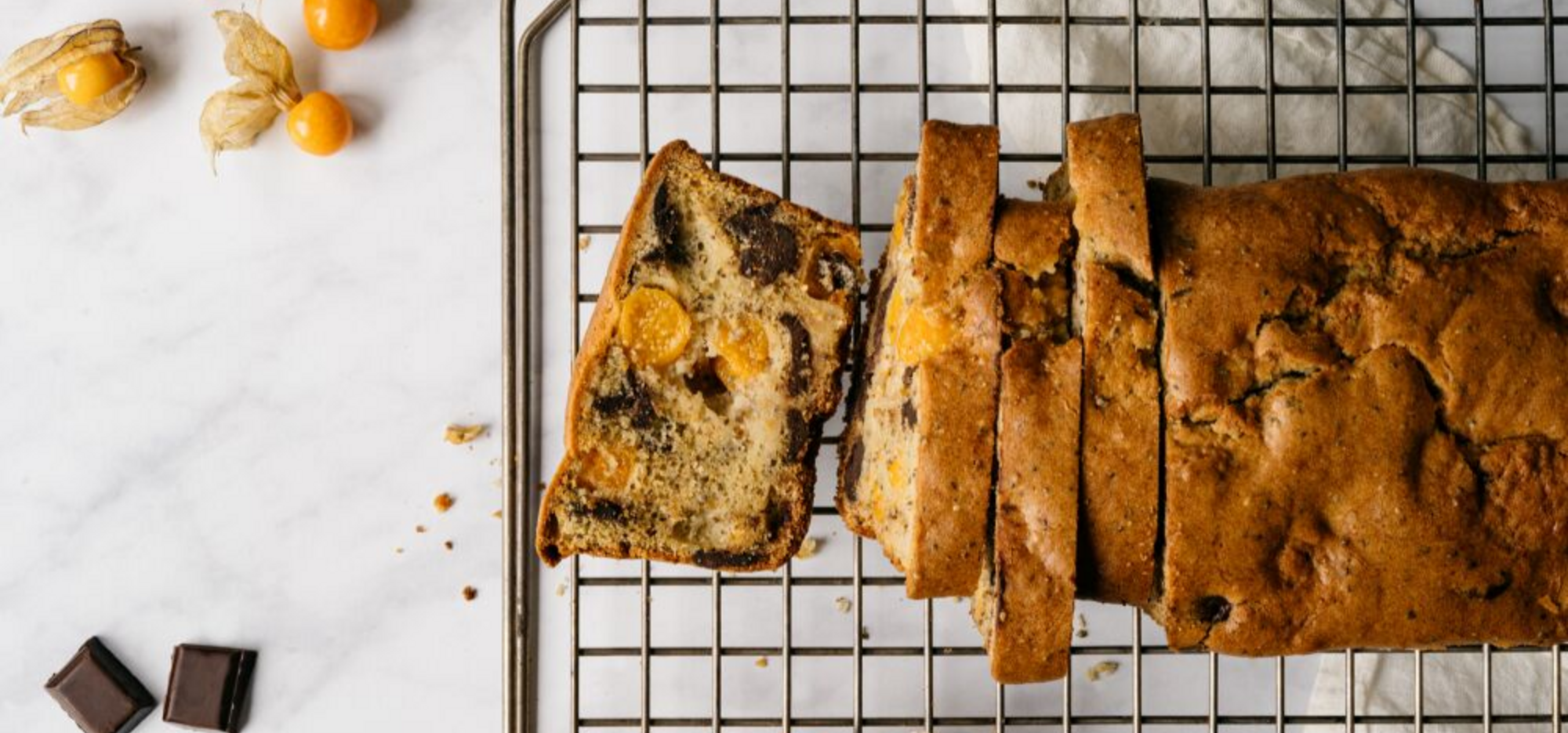 Gâteau cerises de terre, chocolat et orange