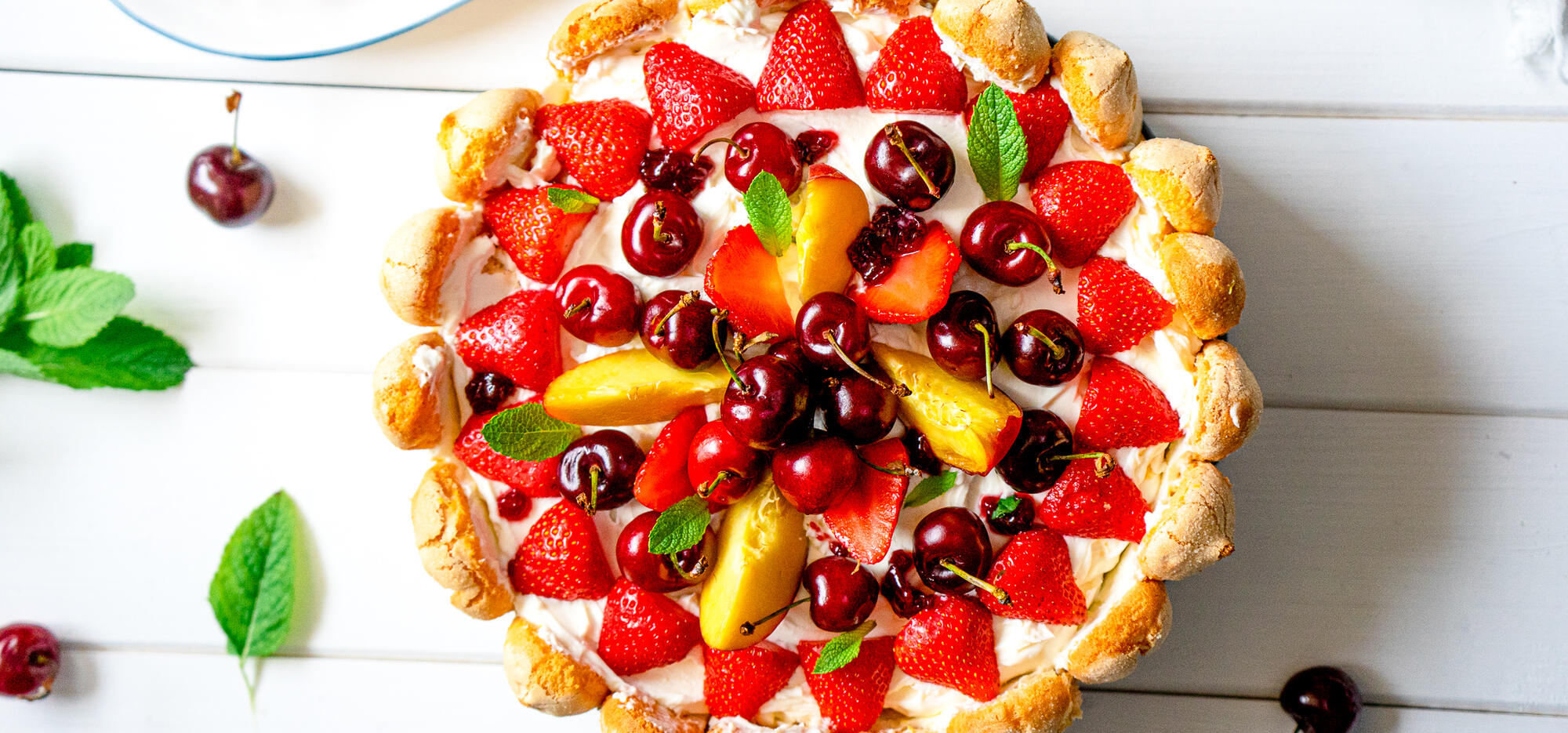 Fridge Cake with Seasonal Fruits