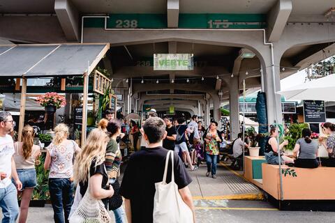 Zone resto du Marché Jean-Talon