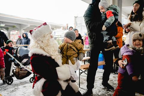 pere noel au marché jean-talon
