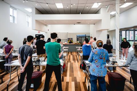 Atelier culinaire dans la Salle Panorama du Marché Jean-Talon