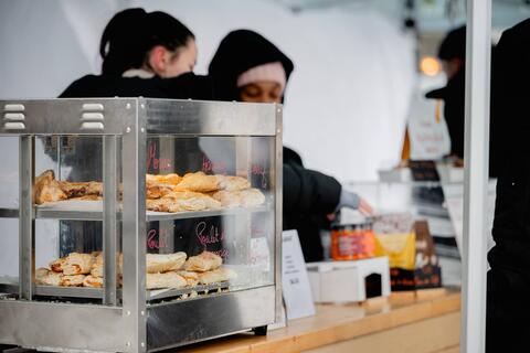 Holiday season at the Maisonneuve Market