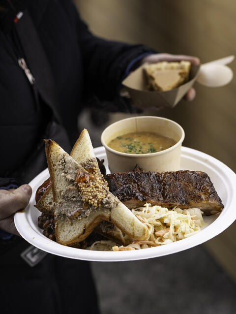 Repas au Marché Atwater