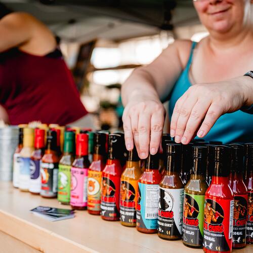 sauces piquantes dans les Marchés publics de Montréal
