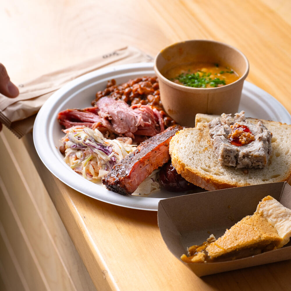 Porc, fèves et tarte à l'érable